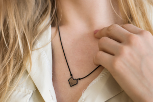 Apis Nox Necklace Heart